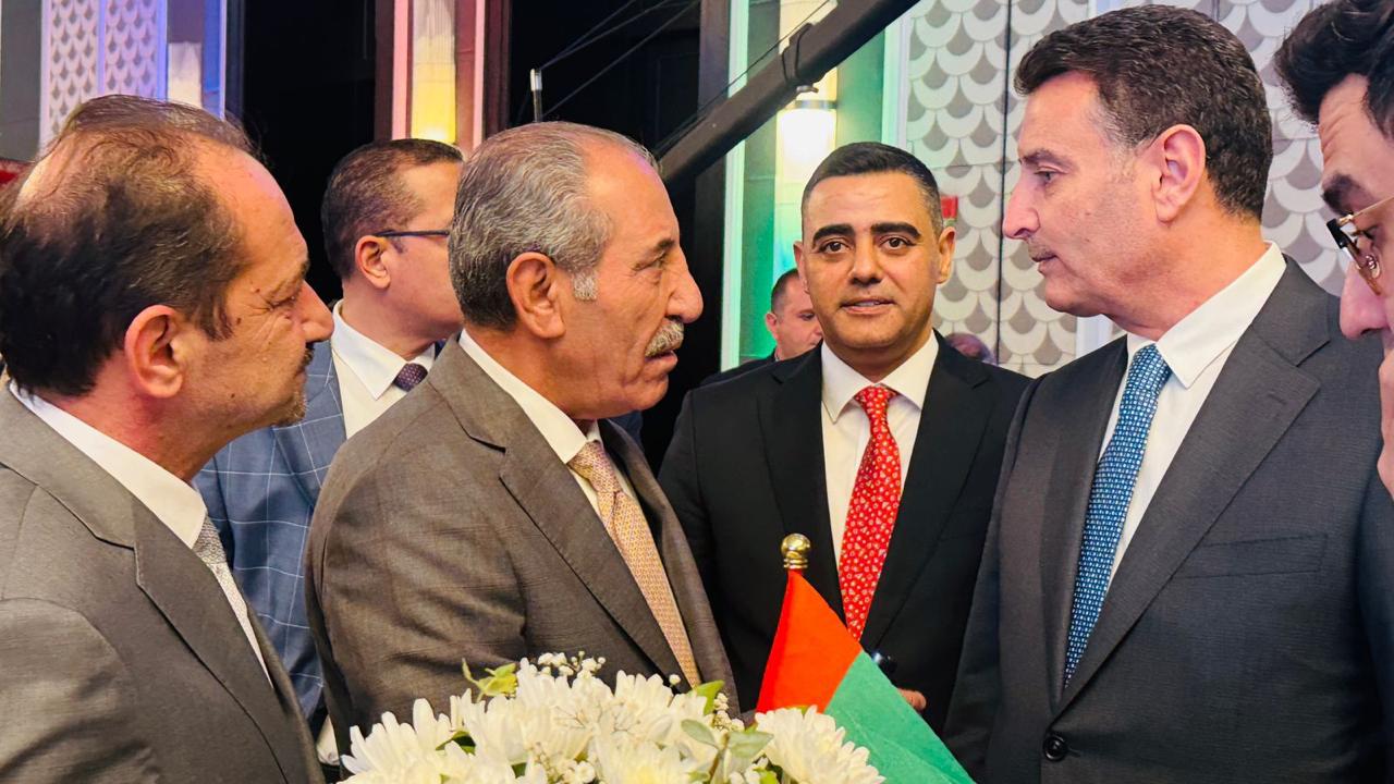 Madar Al-Saa Images 0.3834174053841326