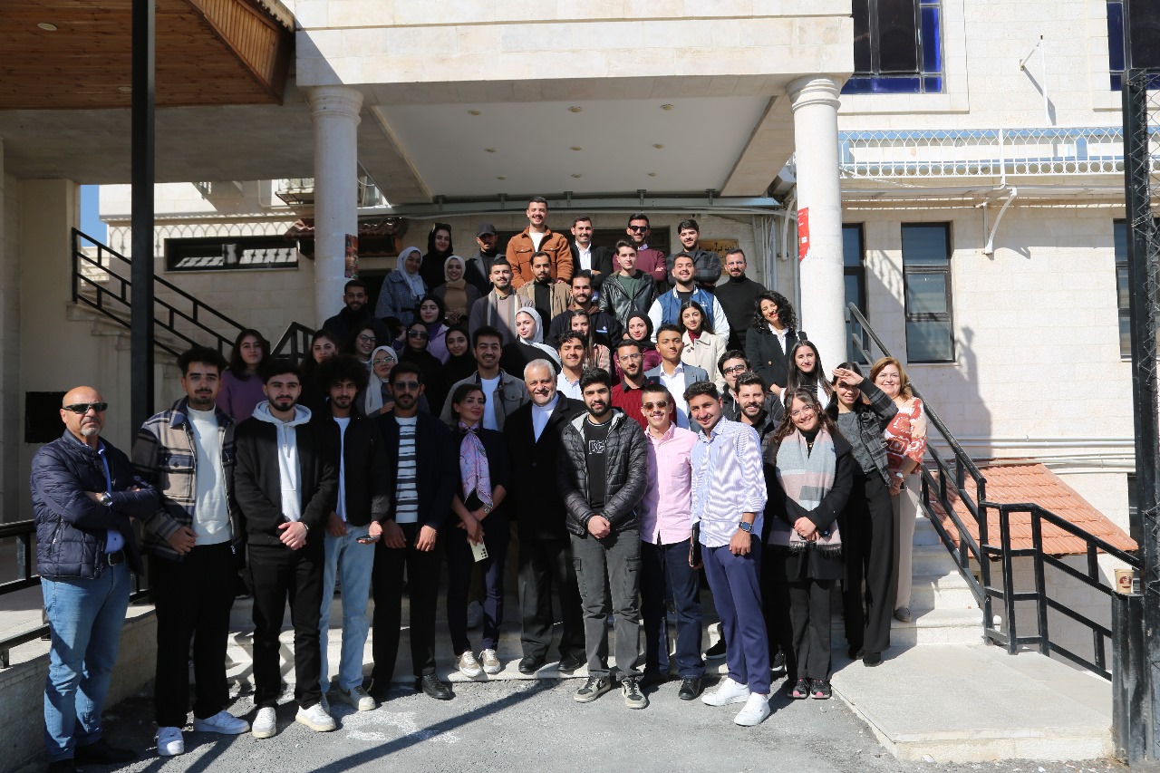 Madar Al-Saa Images 0.36572952991711305