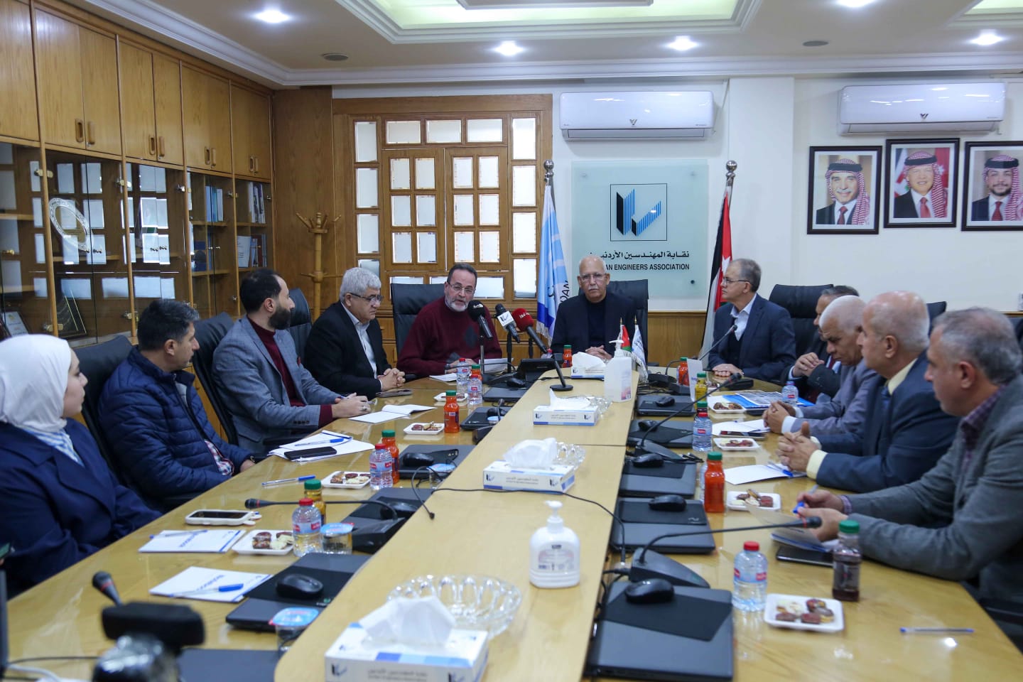 Madar Al-Saa Images 0.5826646982797561