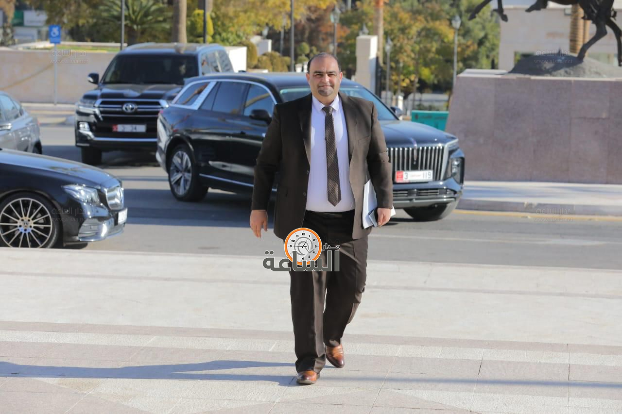 Madar Al-Saa Images 0.027669638214260495