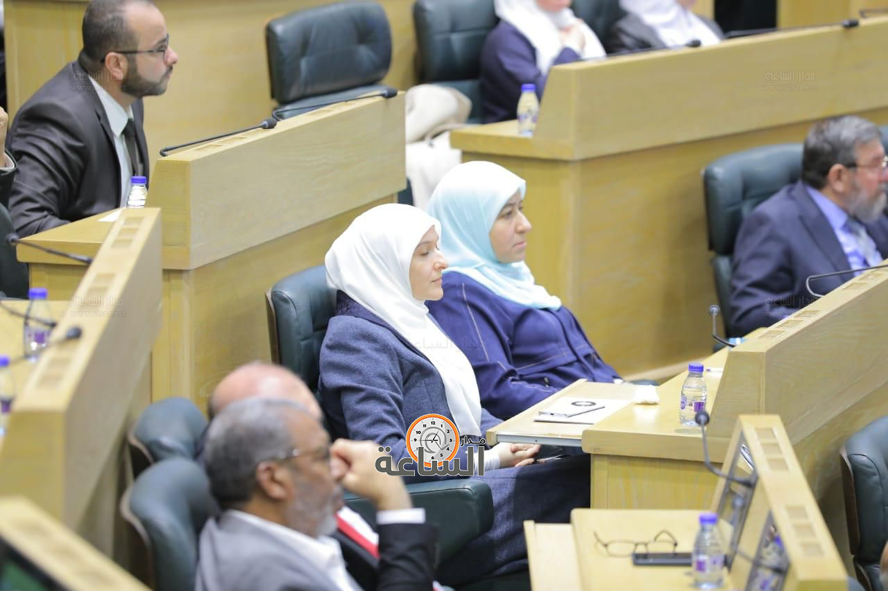 Madar Al-Saa Images 0.04017092758068608