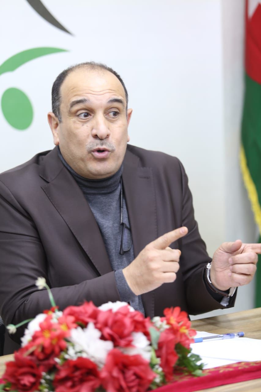 Madar Al-Saa Images 0.8254858151434994