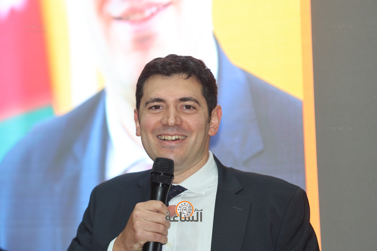 Madar Al-Saa Images 0.5325243682393042