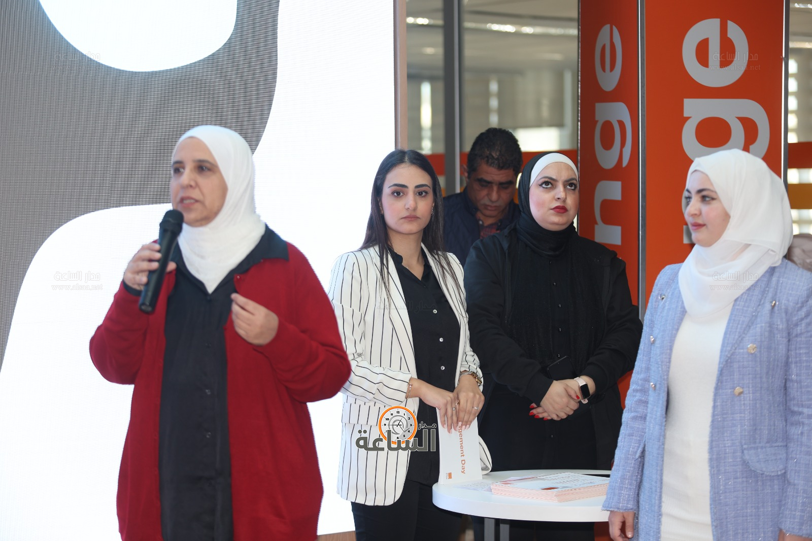 Madar Al-Saa Images 0.1299155454351959