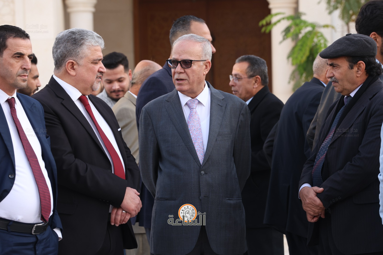 Madar Al-Saa Images 0.780456661498421