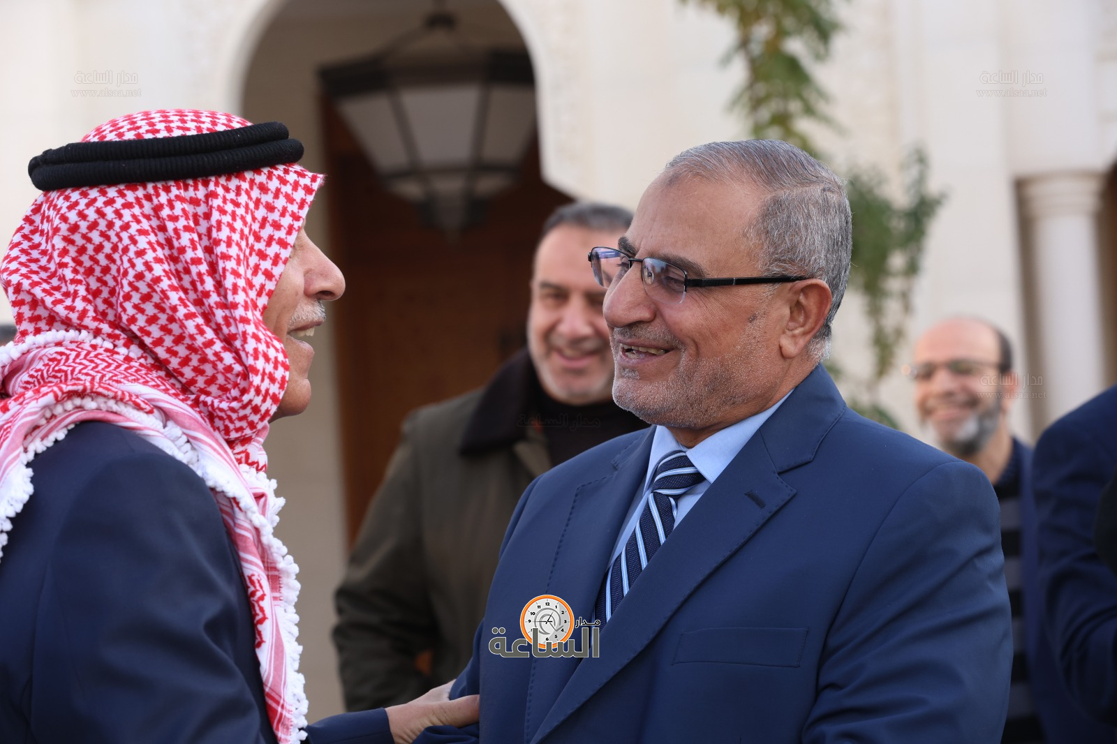 Madar Al-Saa Images 0.7521475181155026