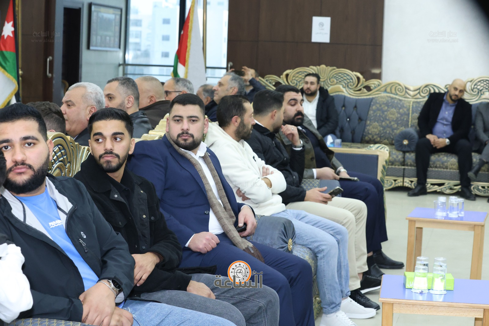 Madar Al-Saa Images 0.8452801874216553