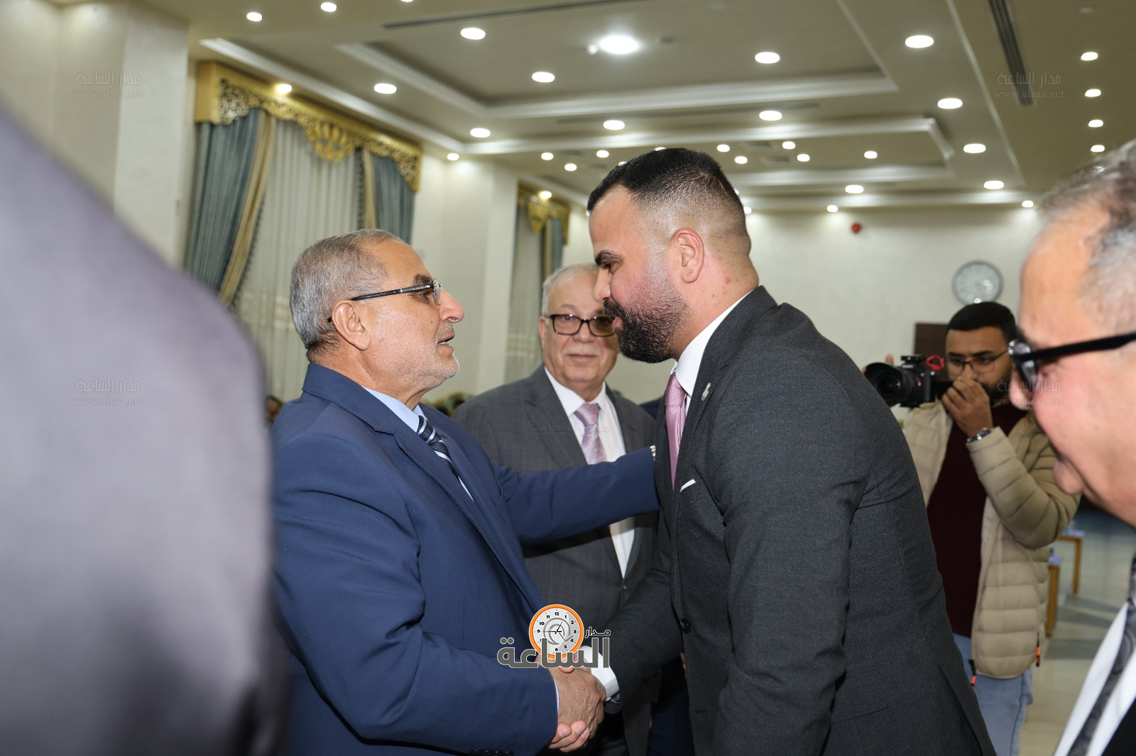 Madar Al-Saa Images 0.676311225673105