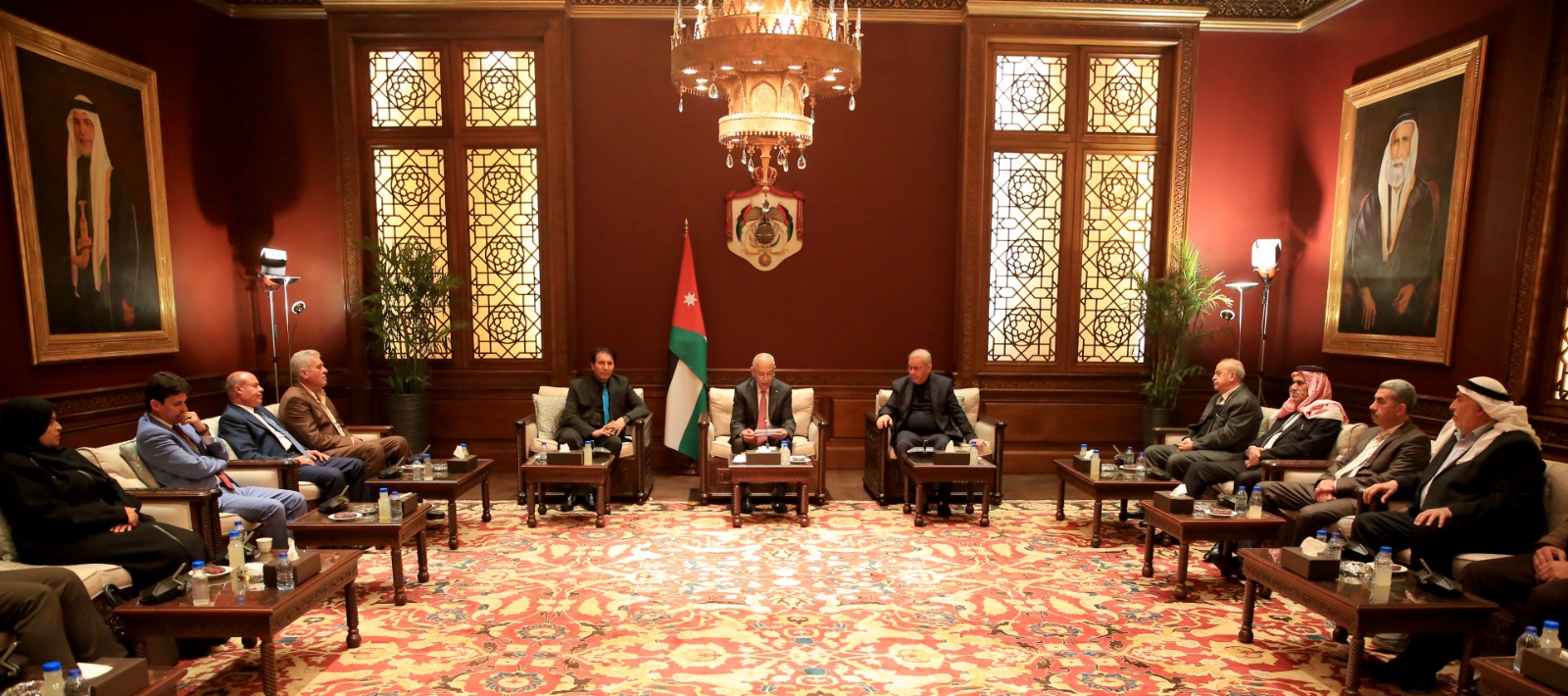 Madar Al-Saa Images 0.2711538789535821