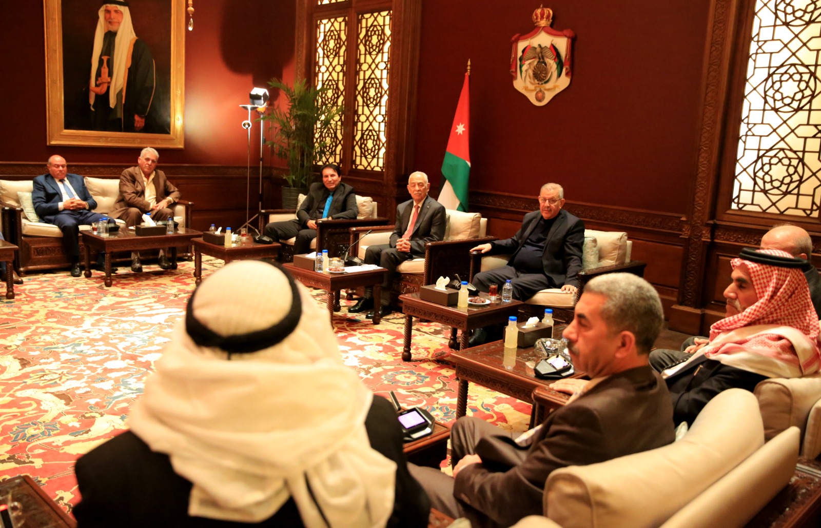 Madar Al-Saa Images 0.5639619848231283