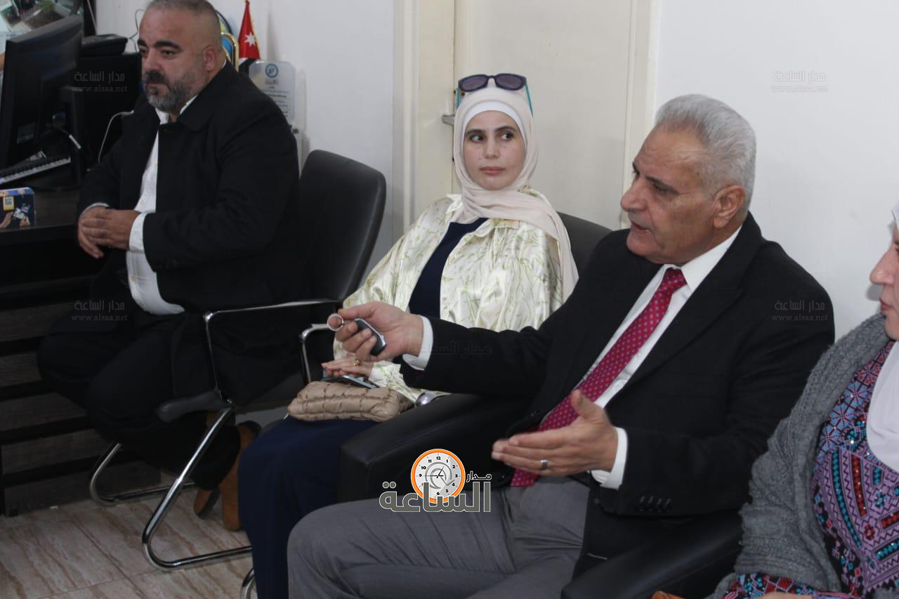 Madar Al-Saa Images 0.45671596059485986