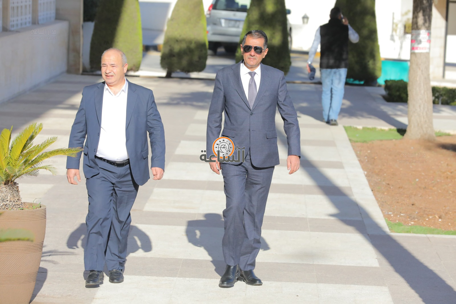 Madar Al-Saa Images 0.025545434651814247