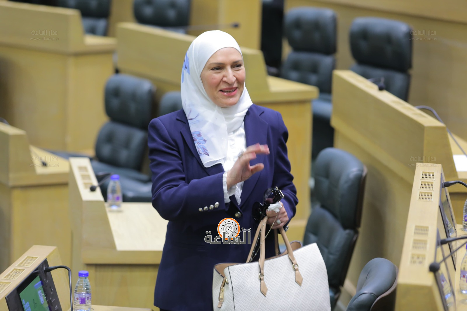 Madar Al-Saa Images 0.47379524350700297