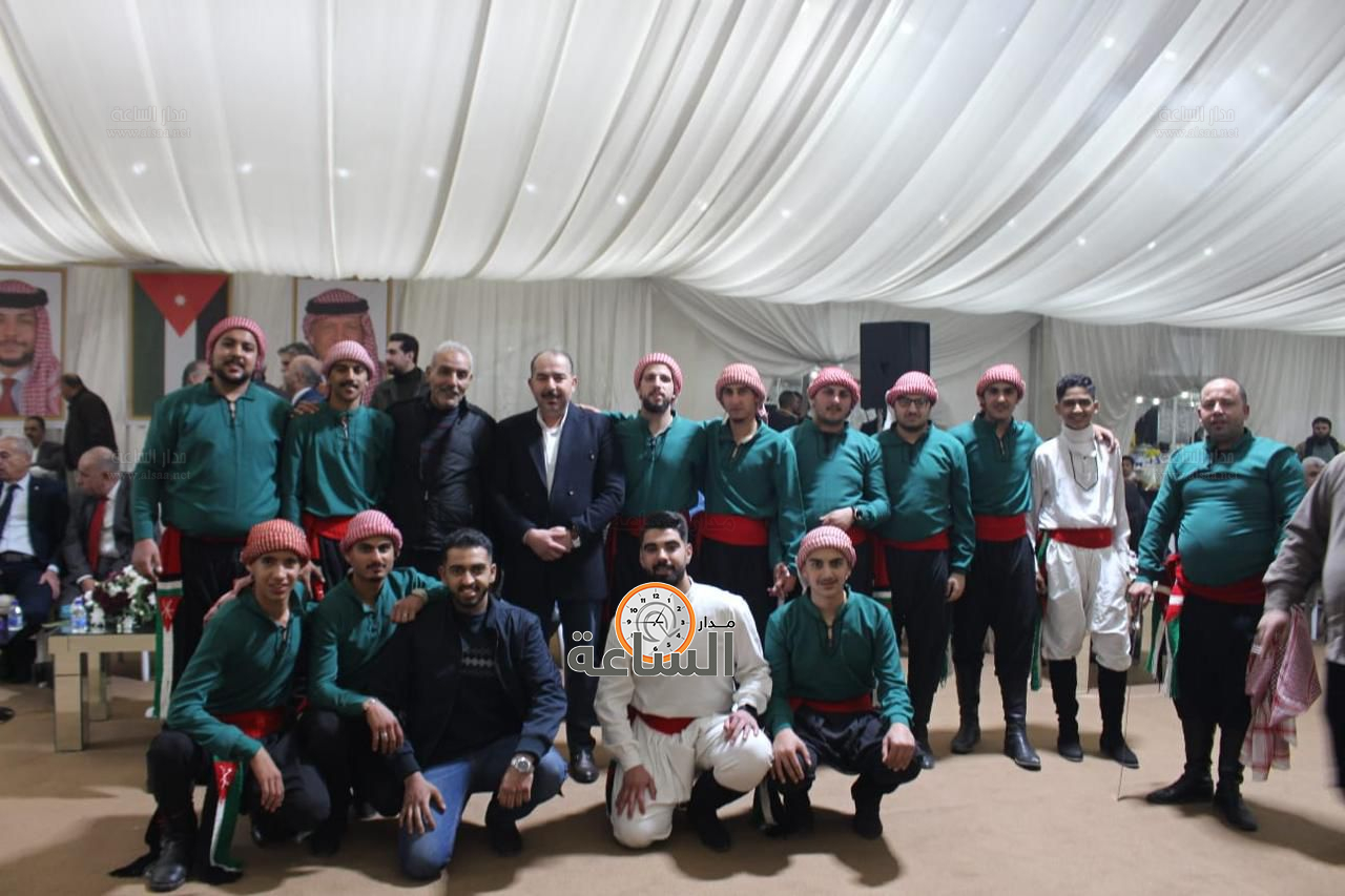 Madar Al-Saa Images 0.9443880862841307