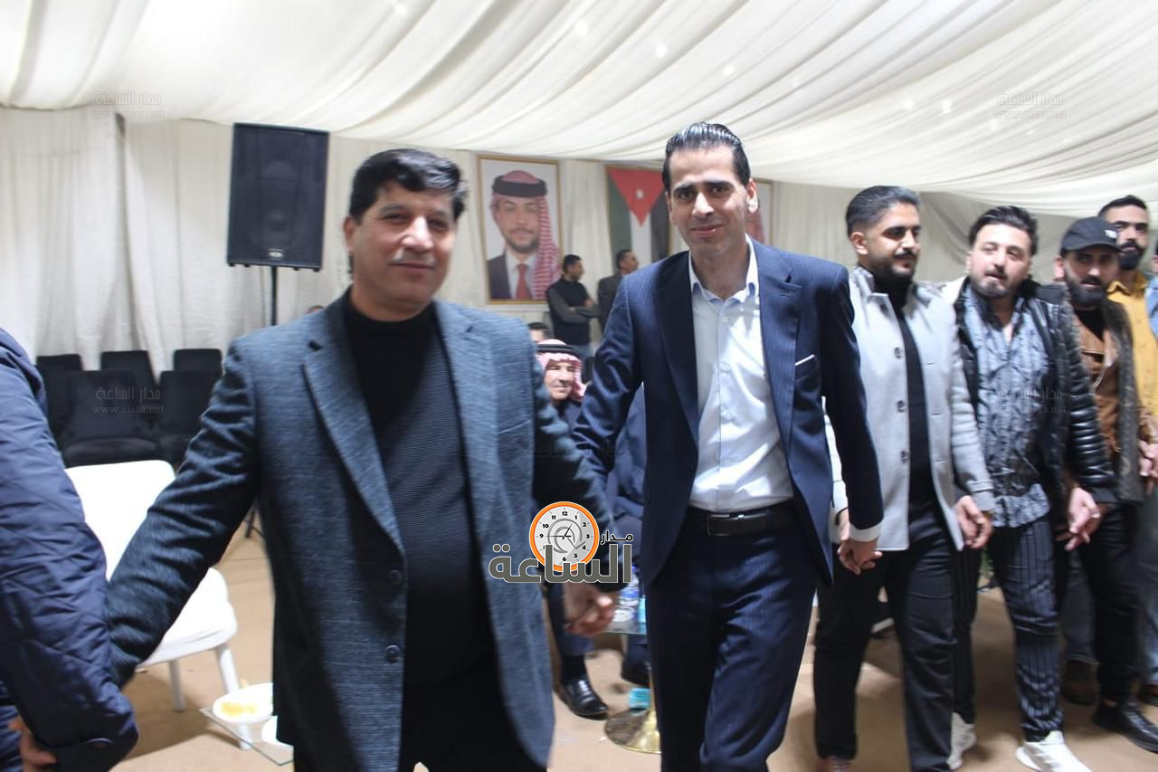 Madar Al-Saa Images 0.9907799946465377