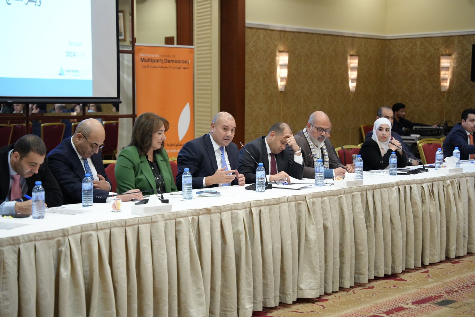 Madar Al-Saa Images 0.2531693778524451