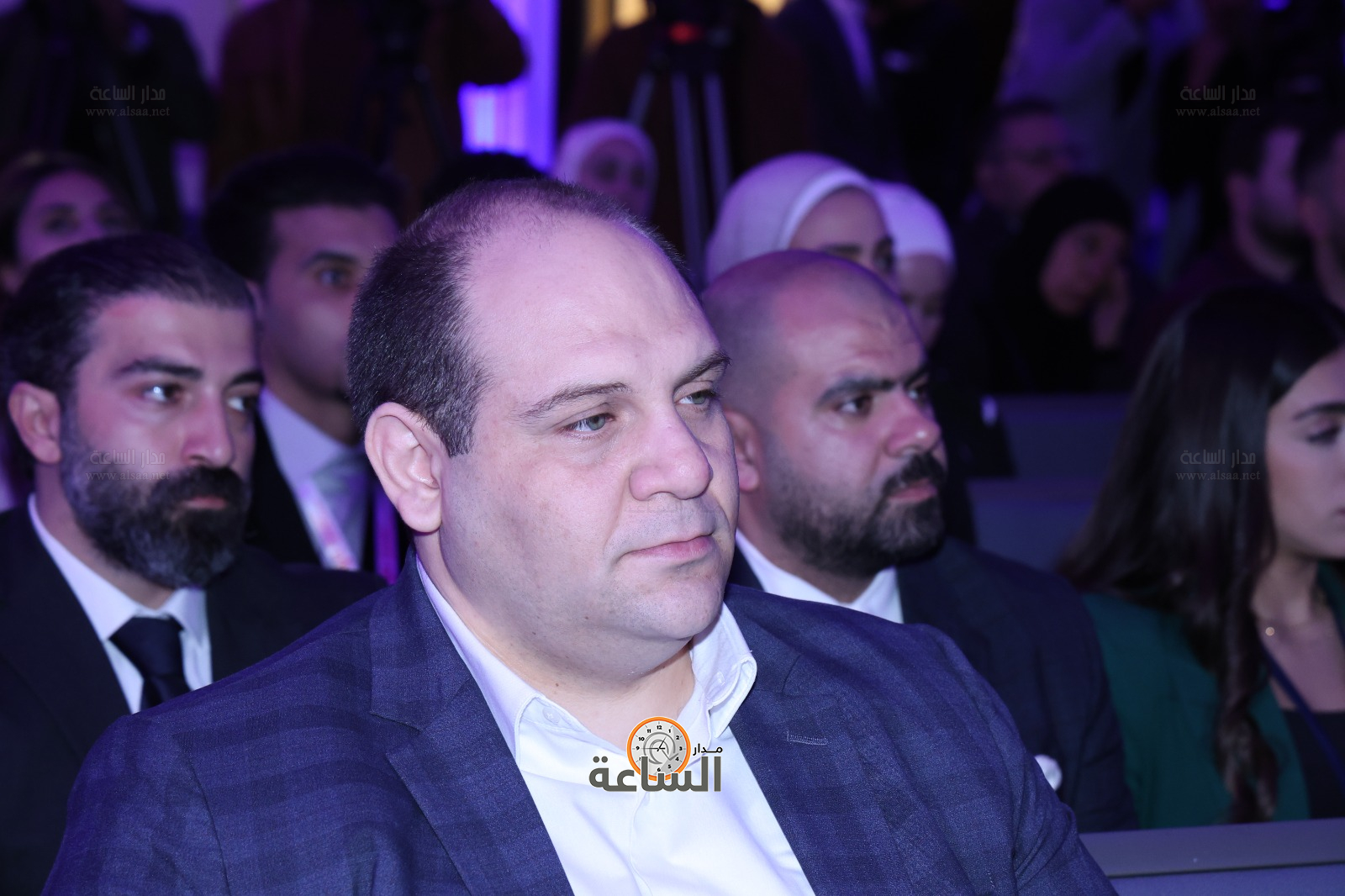 Madar Al-Saa Images 0.8383041126266899