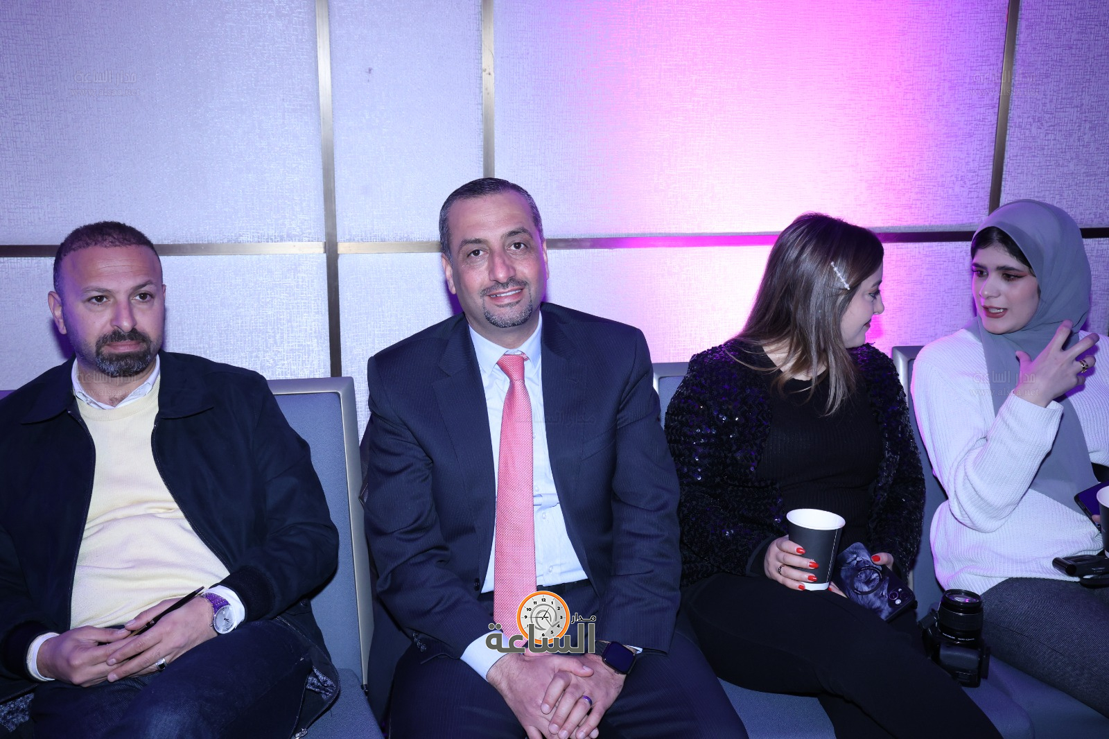 Madar Al-Saa Images 0.7660271613726513