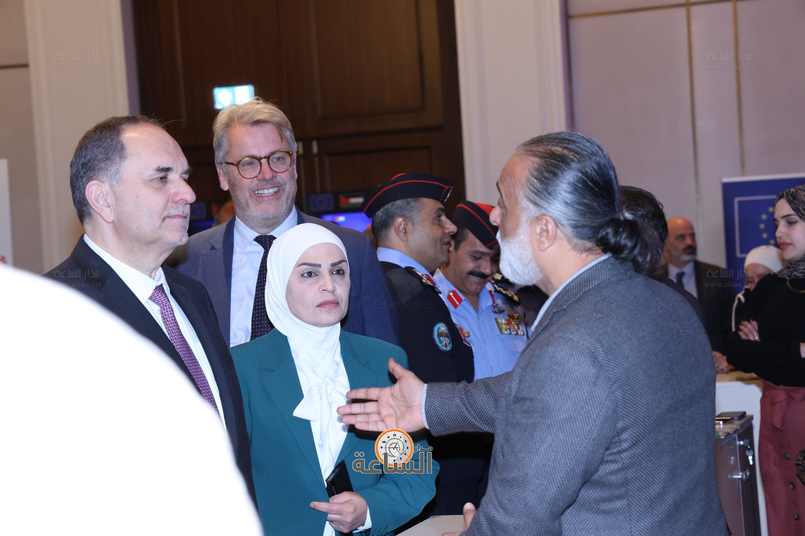 Madar Al-Saa Images 0.2739308471987423