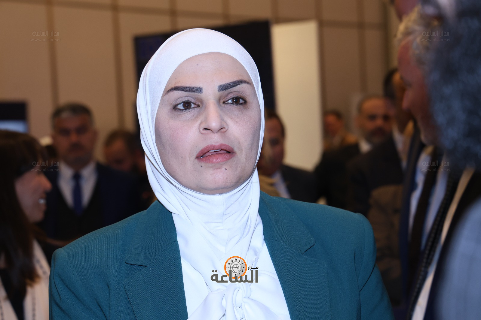 Madar Al-Saa Images 0.754888688832009