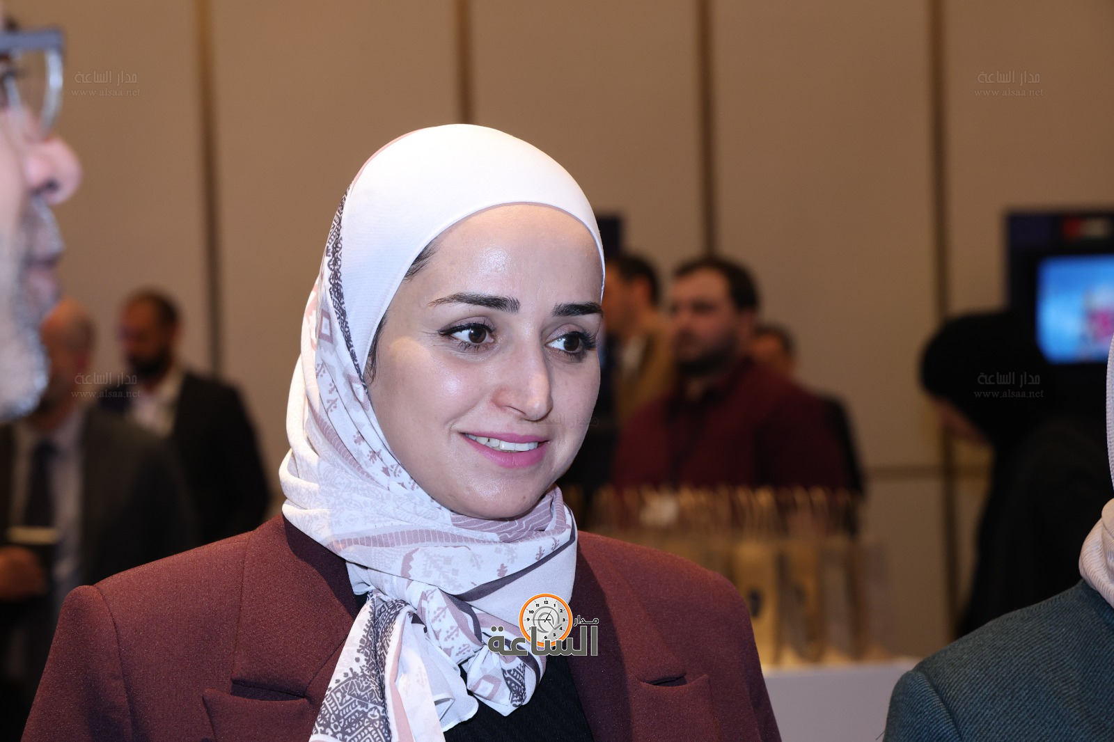 Madar Al-Saa Images 0.4328298048798076