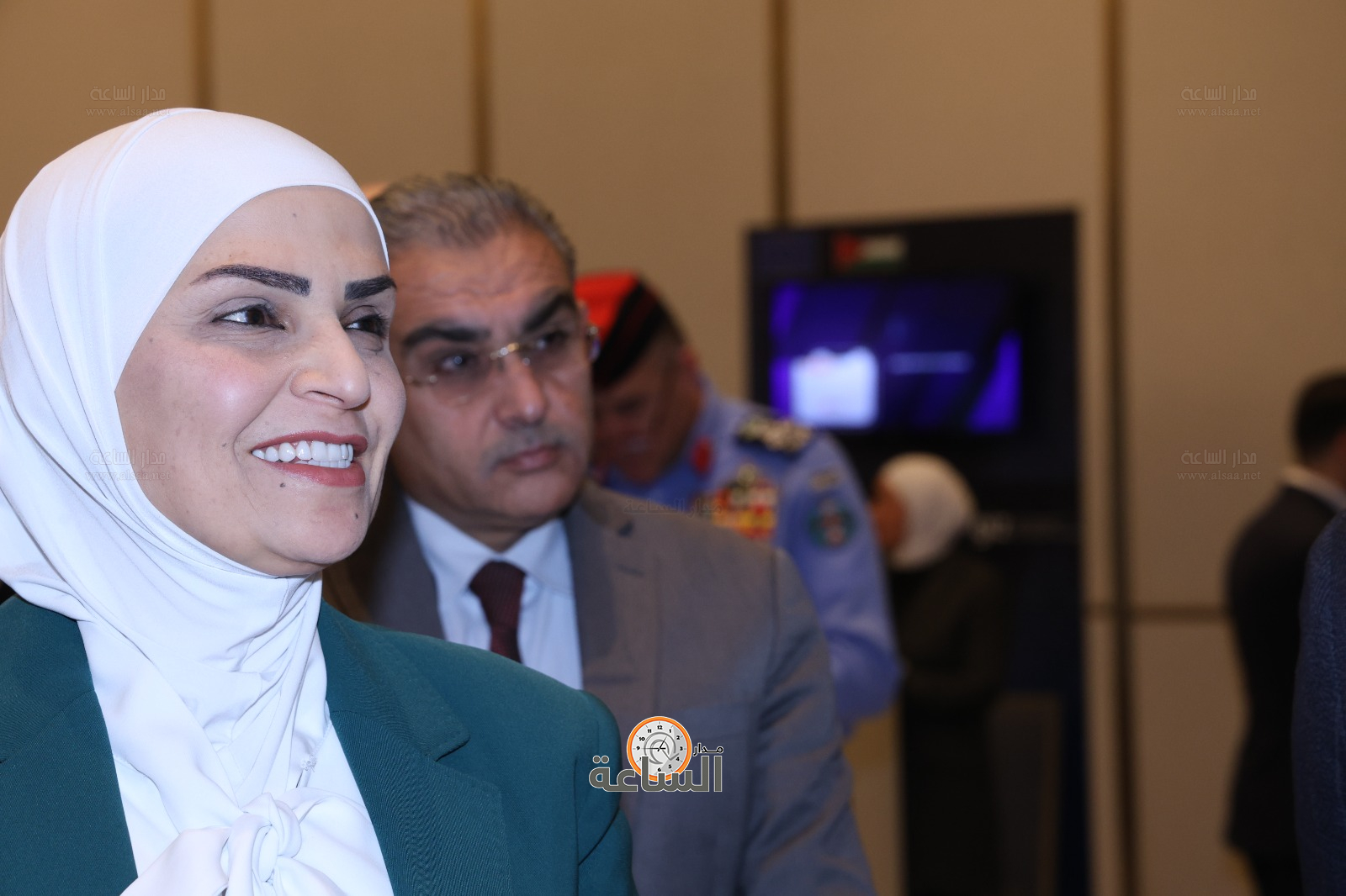 Madar Al-Saa Images 0.09418168499820423