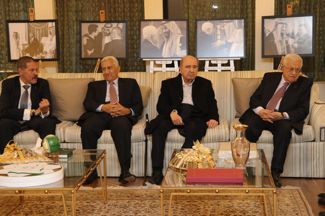 Madar Al-Saa Images 0.7078737758675115