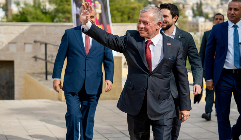 Madar Al-Saa Images 0.17471049729474353