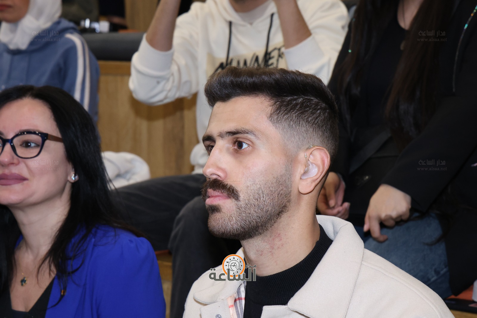 Madar Al-Saa Images 0.6191027540602536