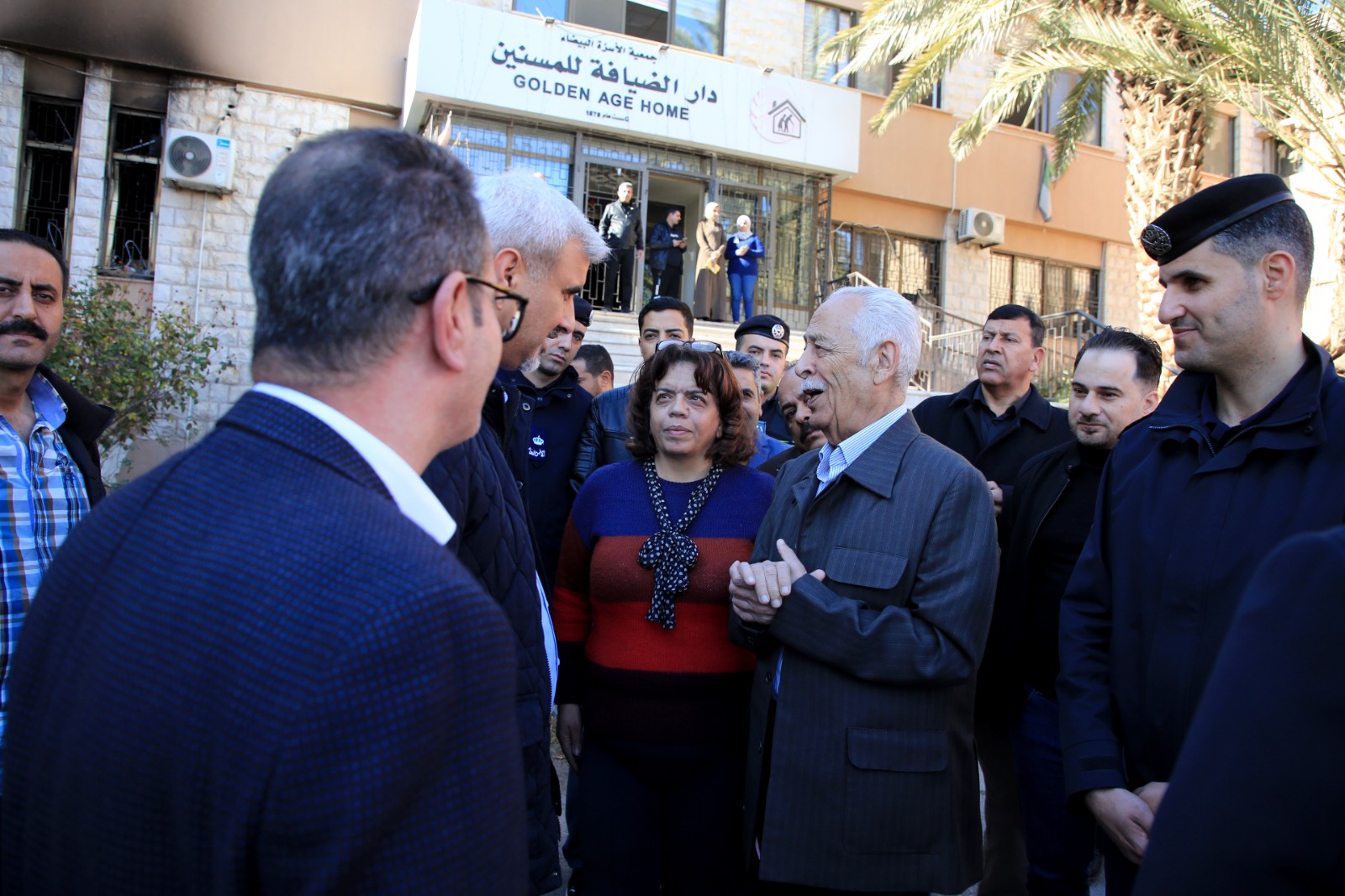 Madar Al-Saa Images 0.3852116236137606