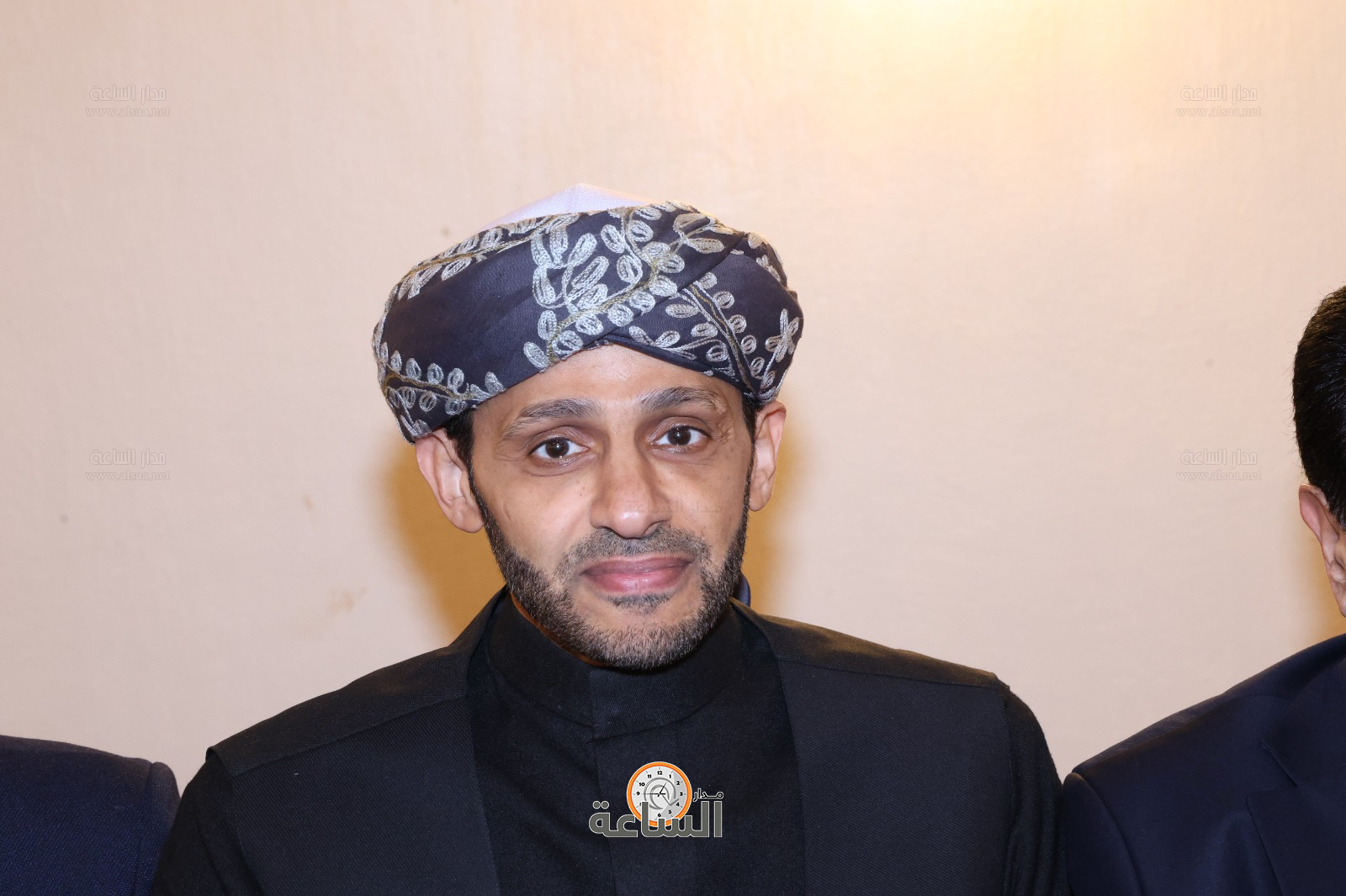 Madar Al-Saa Images 0.08041718822480415