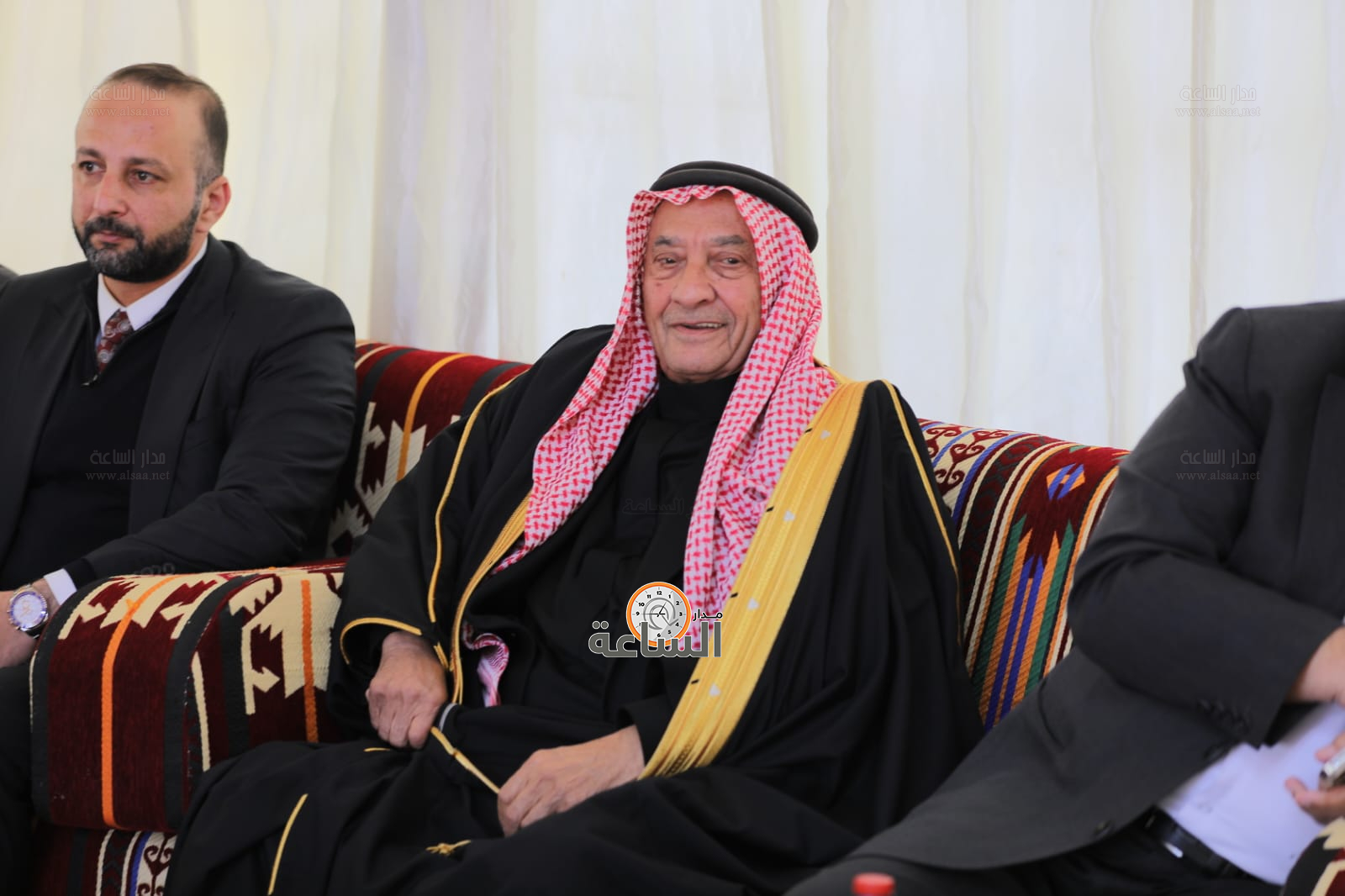 Madar Al-Saa Images 0.09797371965916546