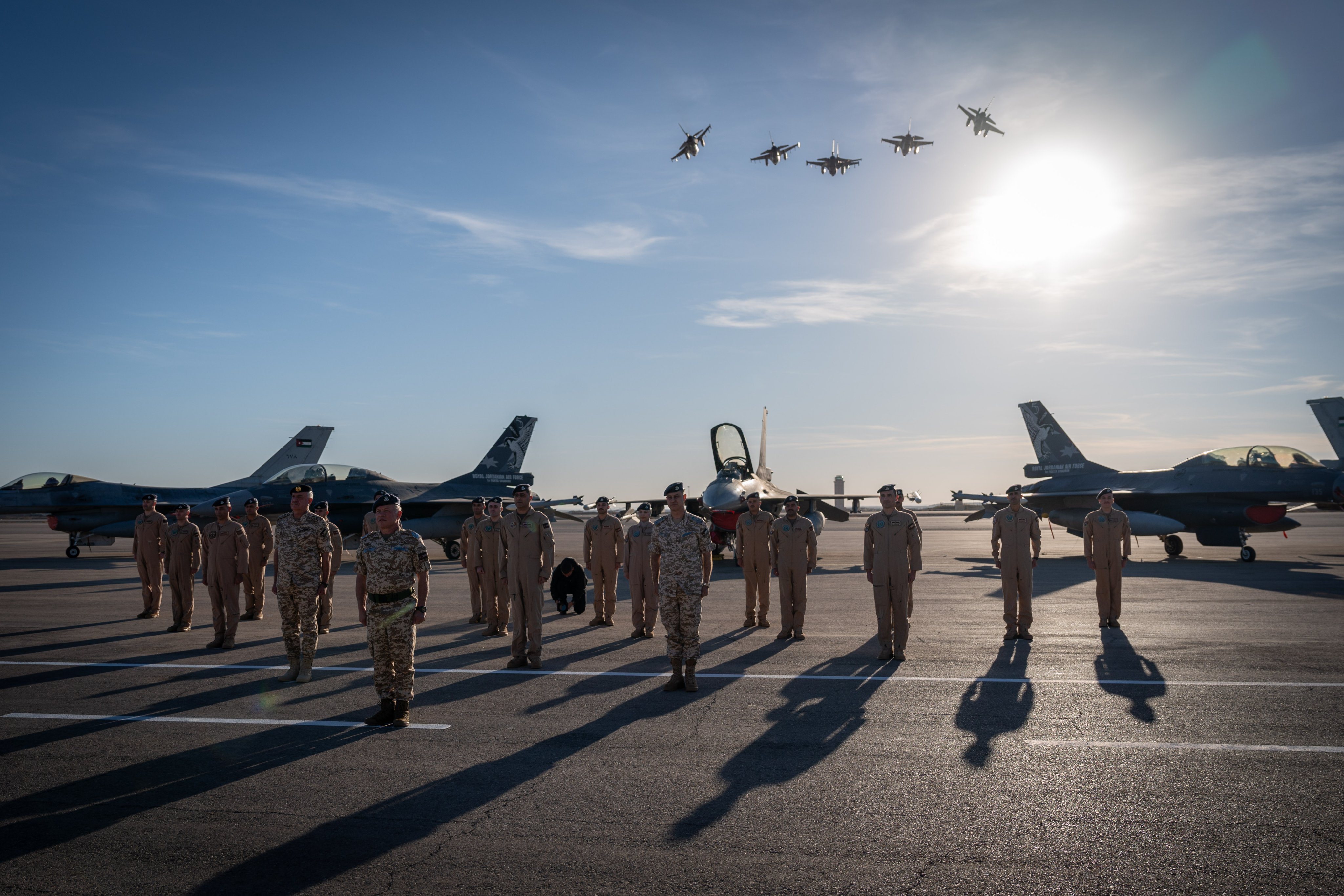 Madar Al-Saa Images 0.08462372528021711