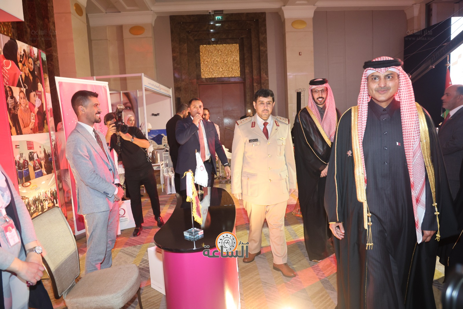 Madar Al-Saa Images 0.3264638124068402