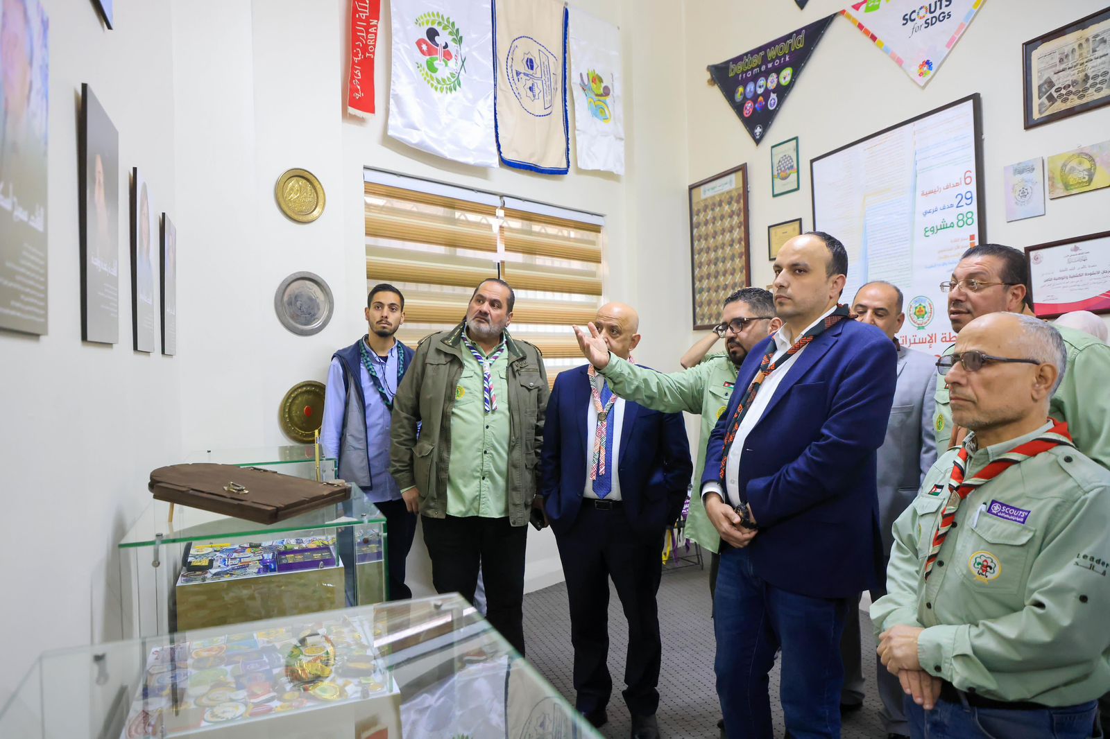 Madar Al-Saa Images 0.2878270215332486