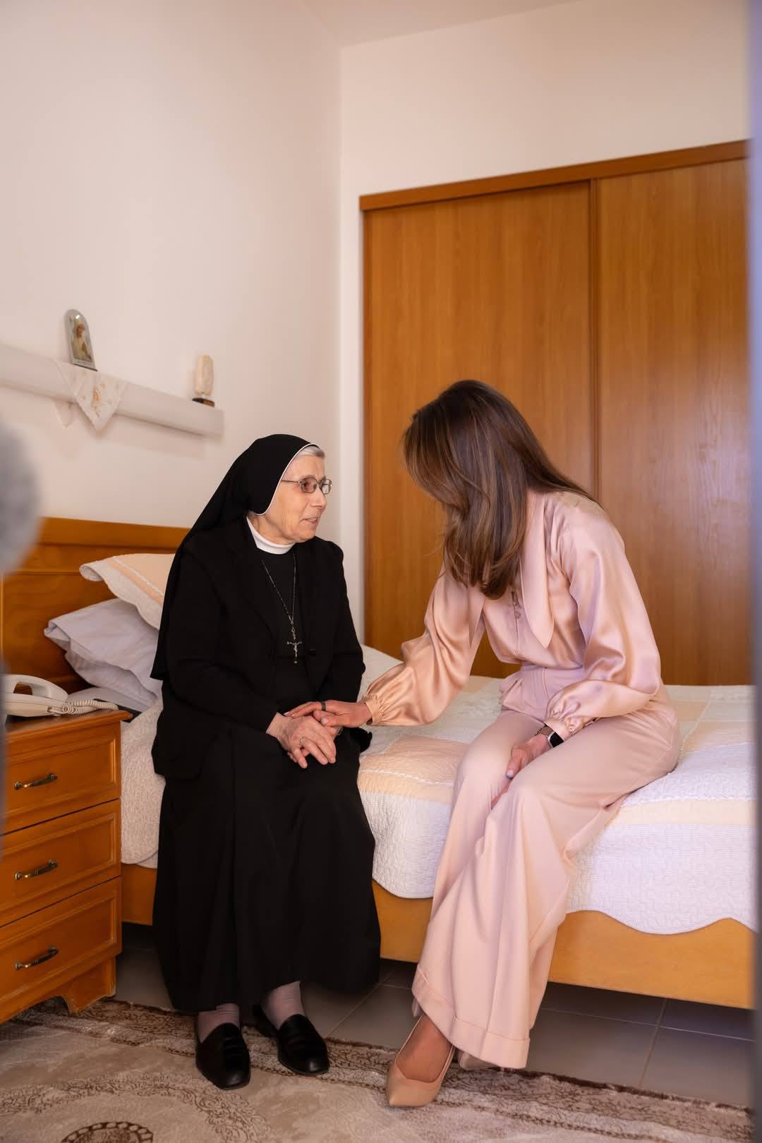 Madar Al-Saa Images 0.3438059995461904