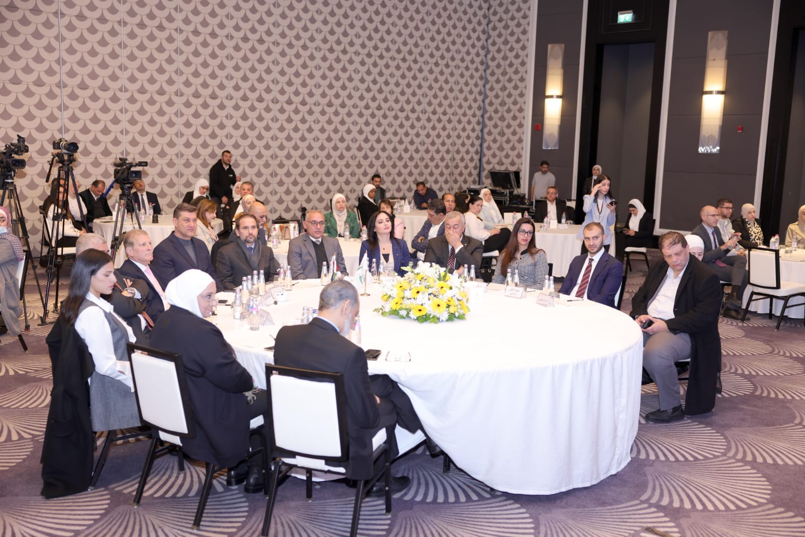 الأمير مرعد يرعى حفل الإعلان عن الفائزين في المسابقة الإعلامية تناولوا موضوعي بشكل موضوع صور