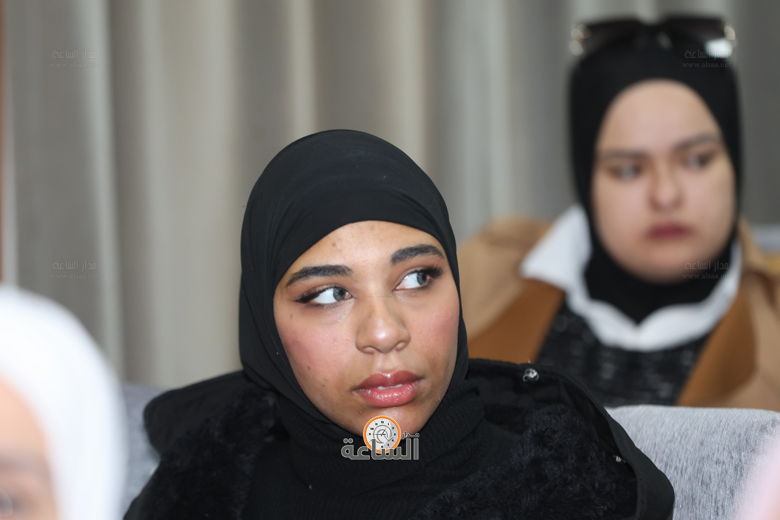 Madar Al-Saa Images 0.0254060946070771