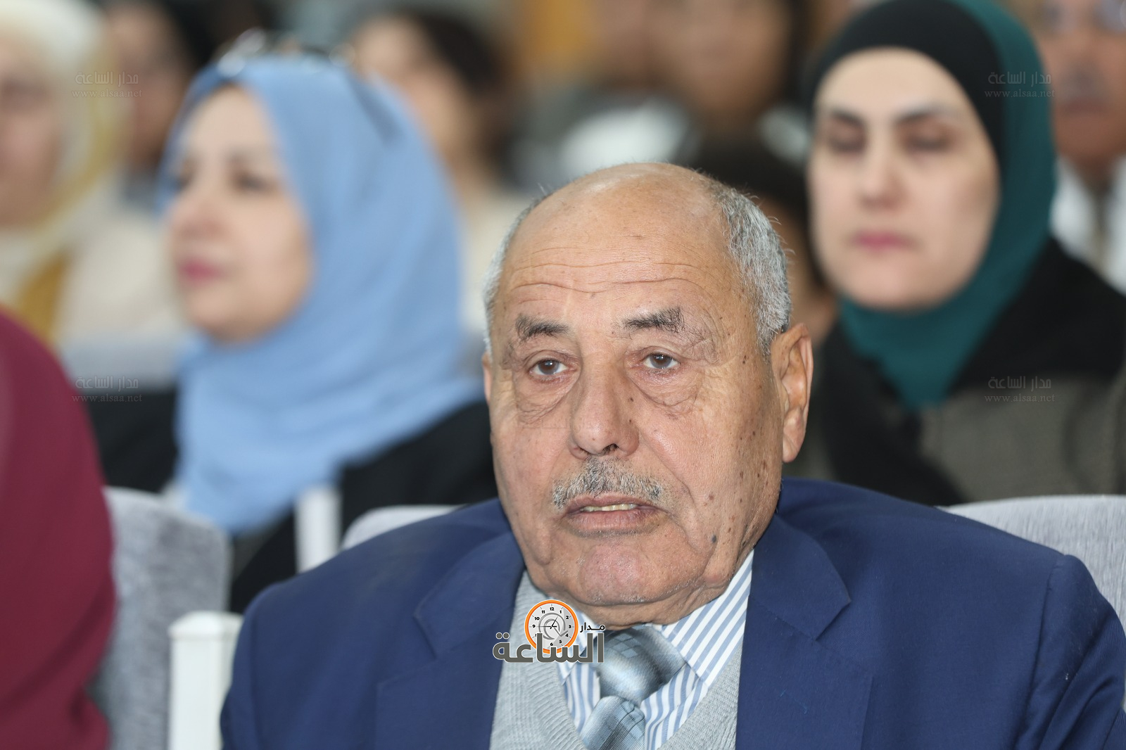 Madar Al-Saa Images 0.4957222116385054