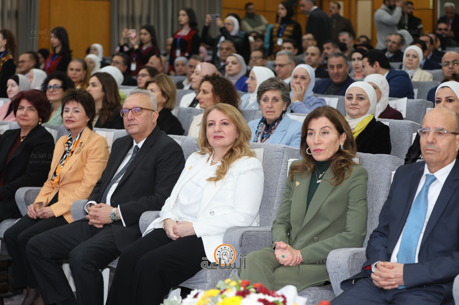 Madar Al-Saa Images 0.48116935291869645