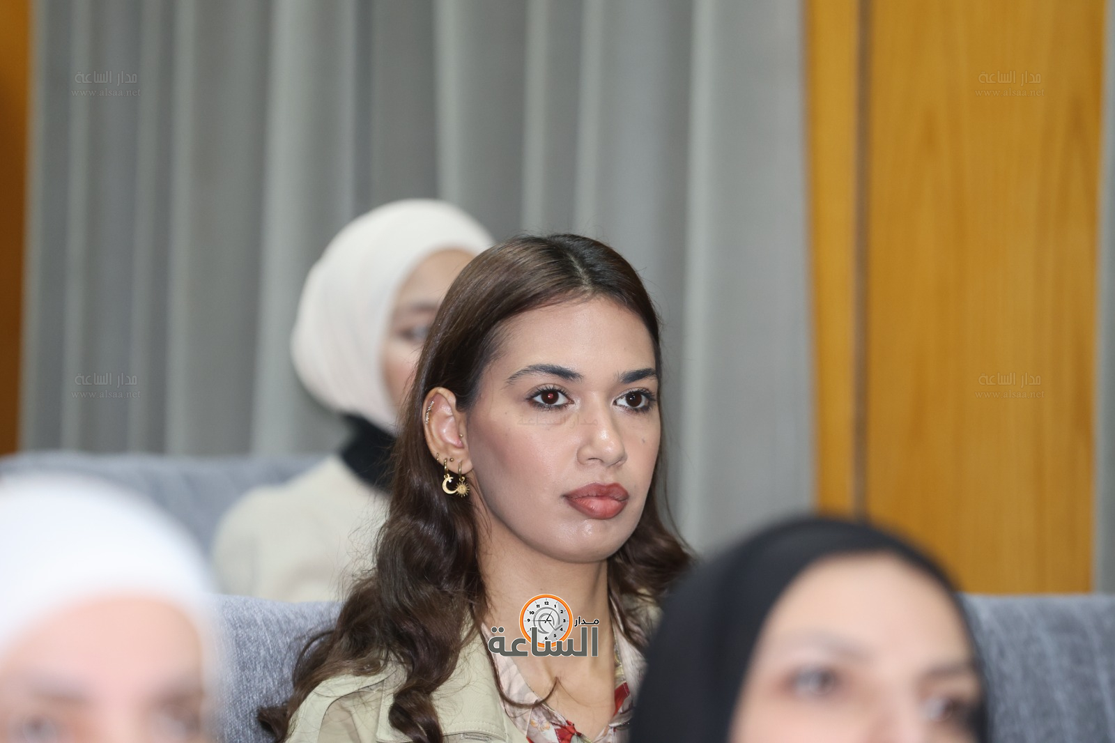 Madar Al-Saa Images 0.059988438987788495