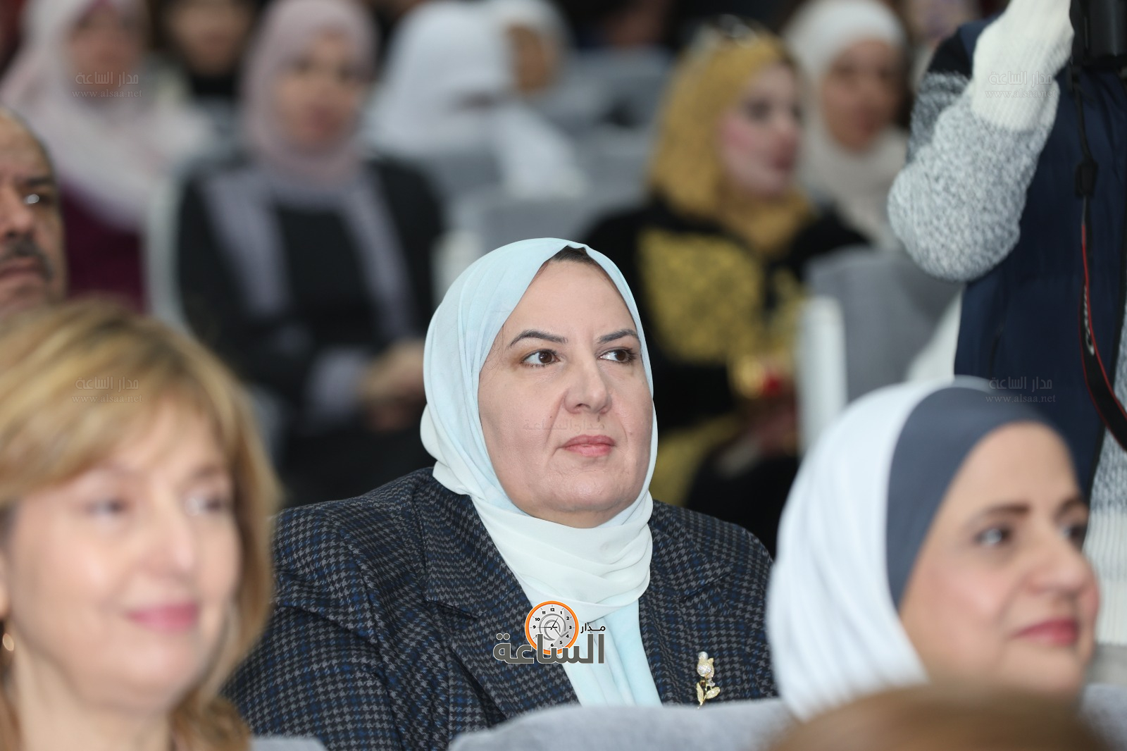 Madar Al-Saa Images 0.23560964422335107