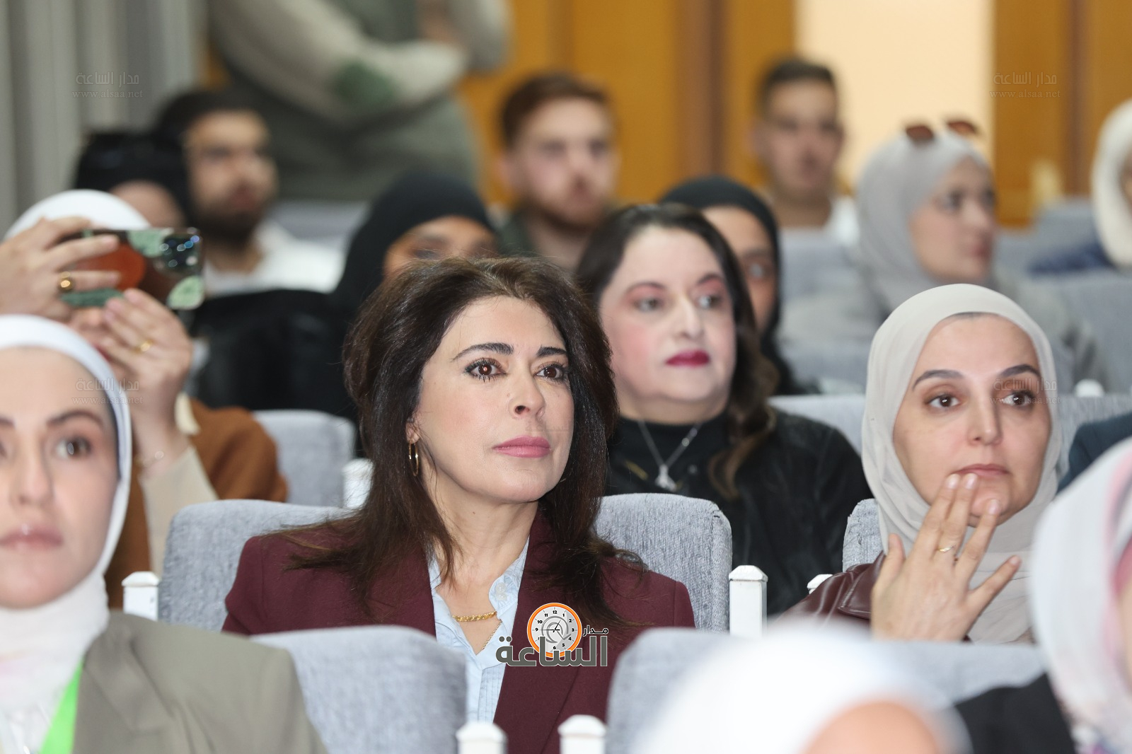 Madar Al-Saa Images 0.3800986943034663