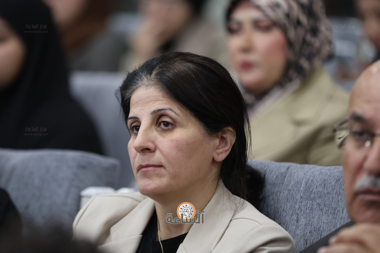 Madar Al-Saa Images 0.3612430558136832