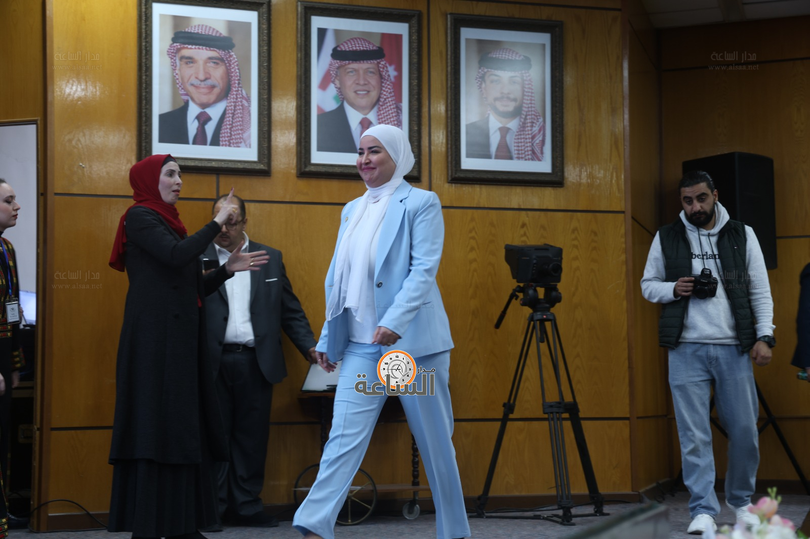 Madar Al-Saa Images 0.7743404307045751