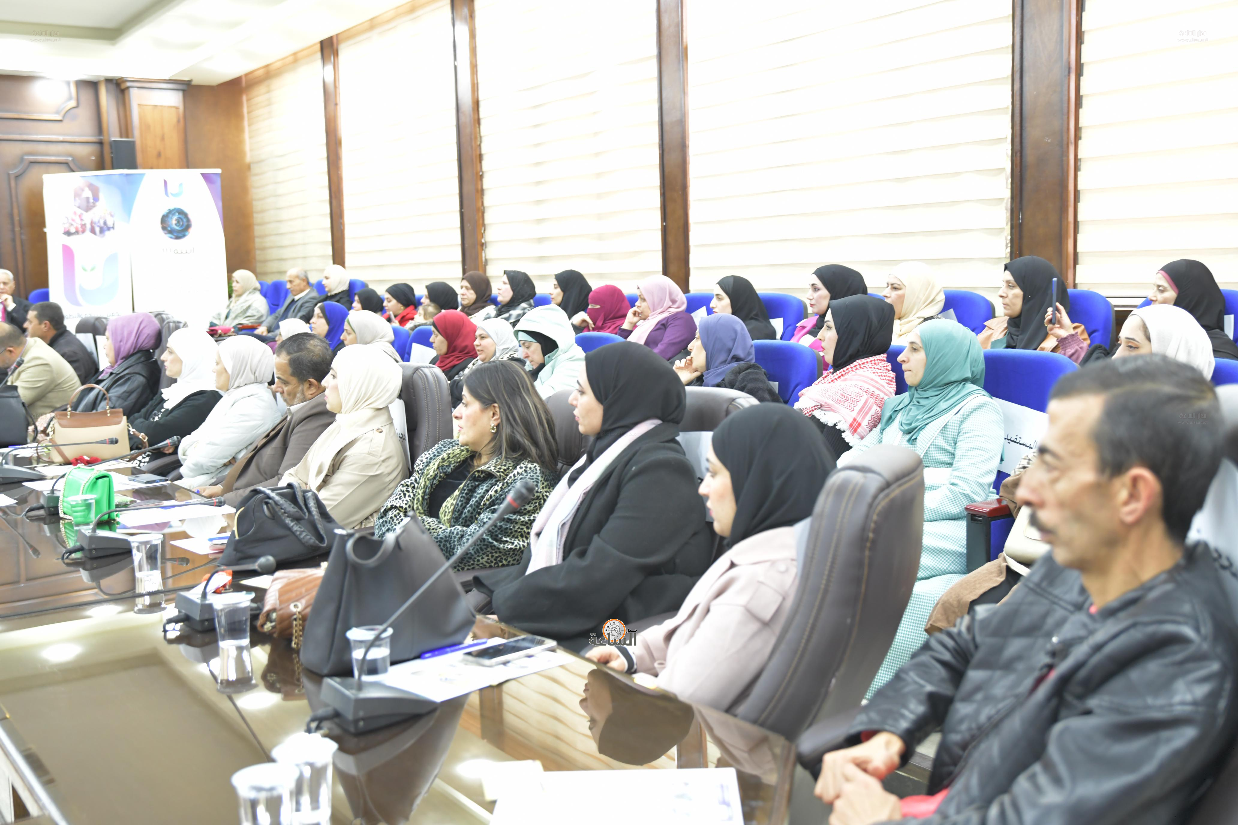 Madar Al-Saa Images 0.9582352773897069