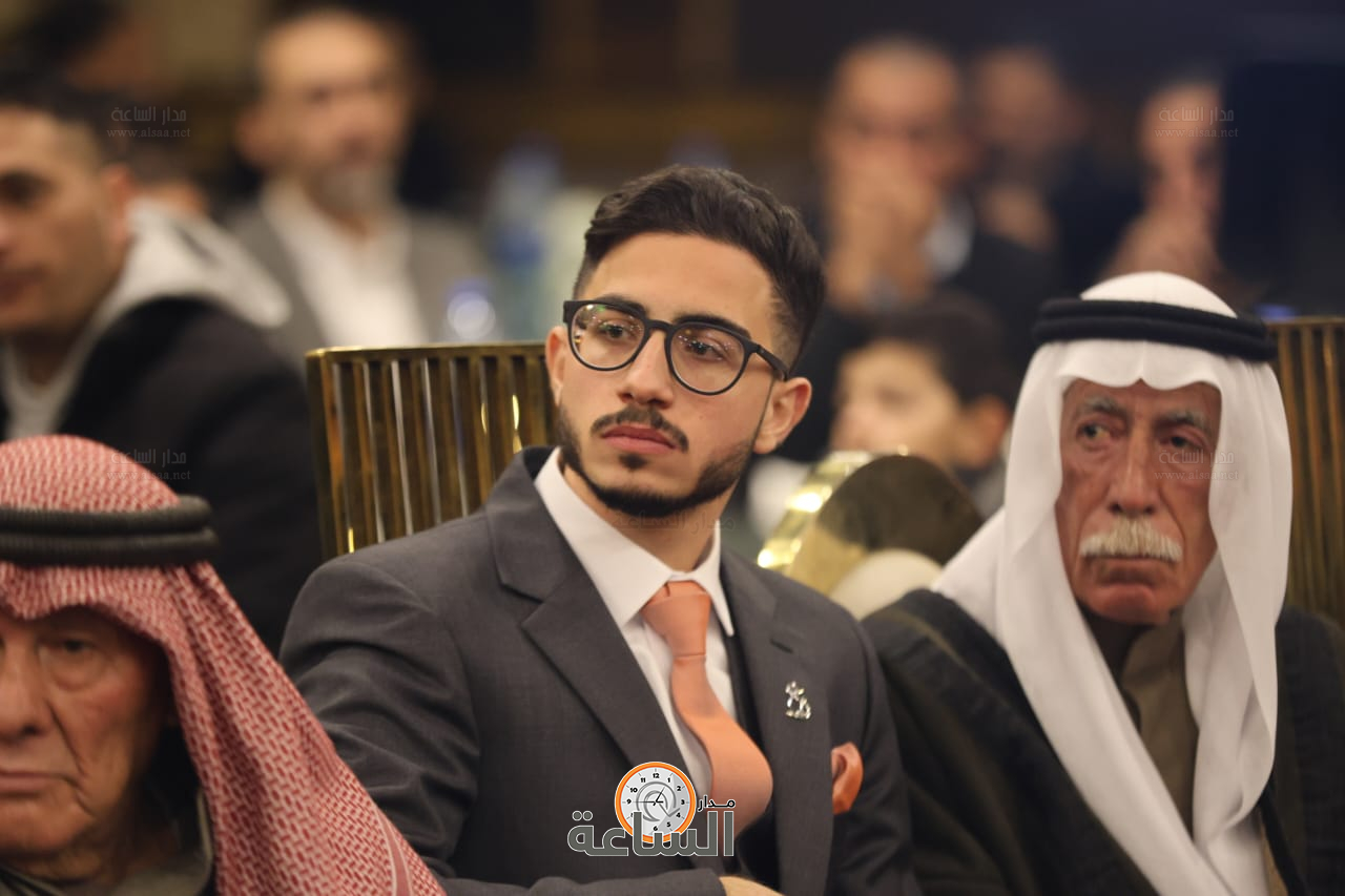 Madar Al-Saa Images 0.8767110466059382