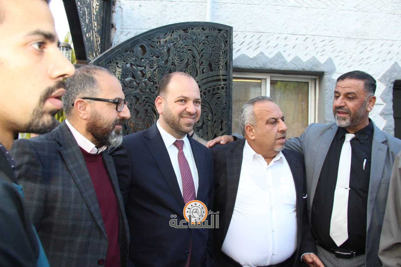 Madar Al-Saa Images 0.8086448215722668