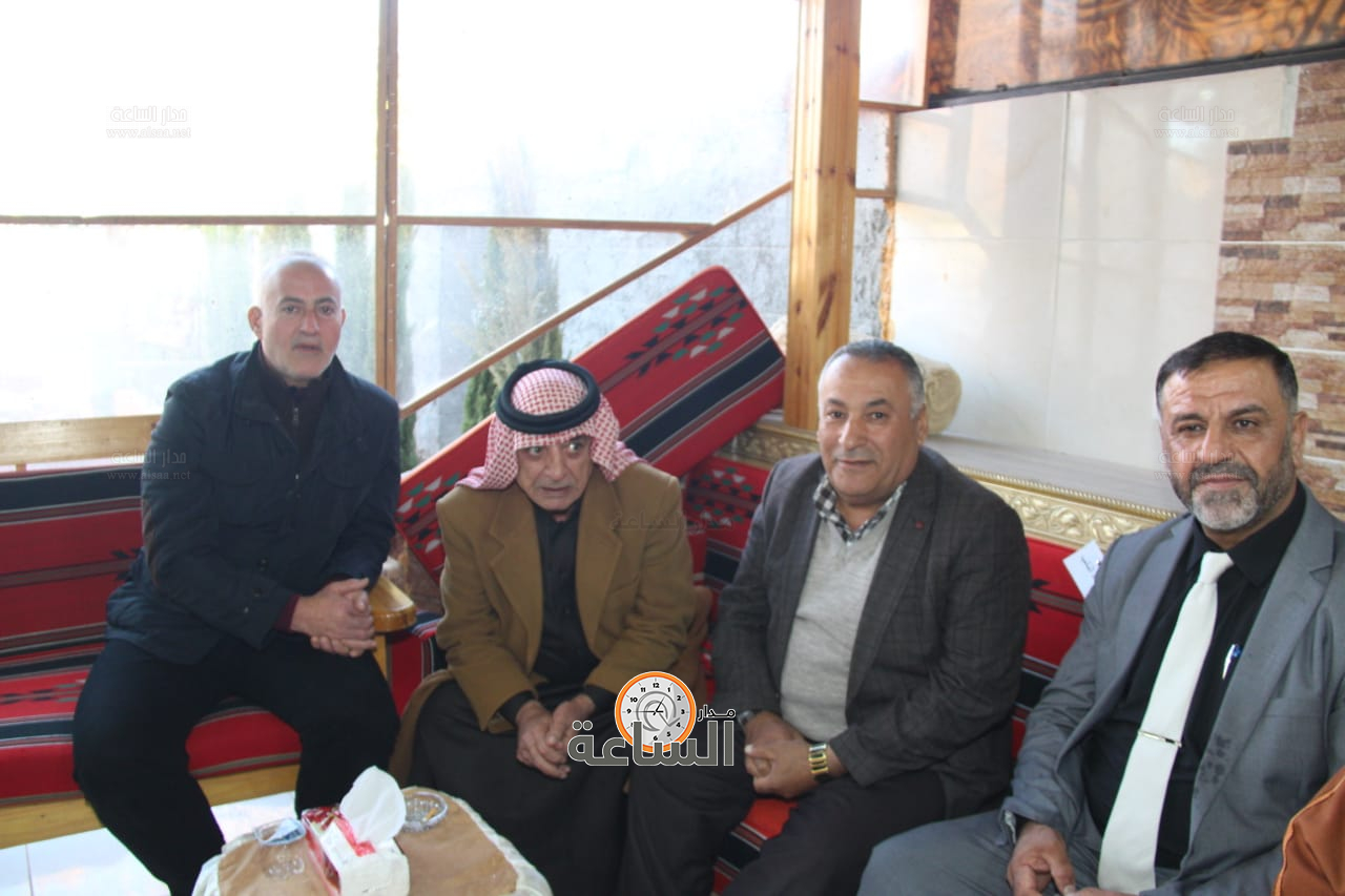 Madar Al-Saa Images 0.3395869411989083