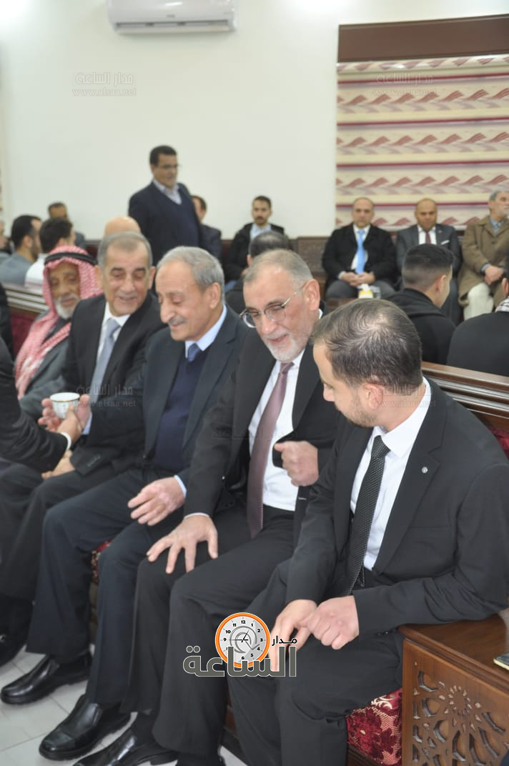 Madar Al-Saa Images 0.5489022211687655